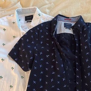 Mens short sleeve pattern button-up shirts- lot of two